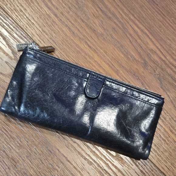 HOBO Handbags - HOBO BLACK LEATHER DOUBLE ZIPPER WOMENS WALLET..   #7694